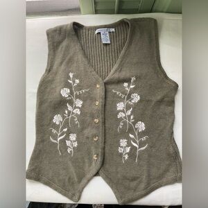 VTG 90s Botanical embroidery green knit vest natural fibers cottagecore fairy M